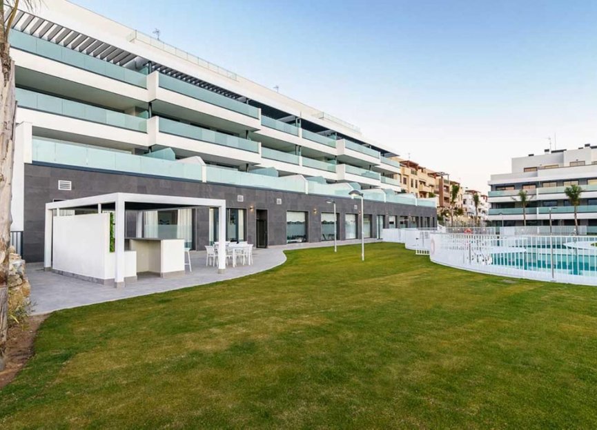 Resale - Apartment - Middle Floor Apartment - Mijas - La Cala De Mijas