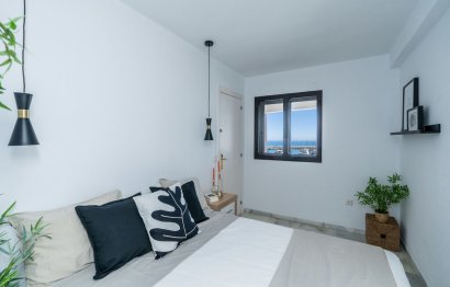 Resale - Apartment - Top Floor Apartment - Marbella - Puerto Banús