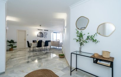 Resale - Apartment - Top Floor Apartment - Marbella - Puerto Banús