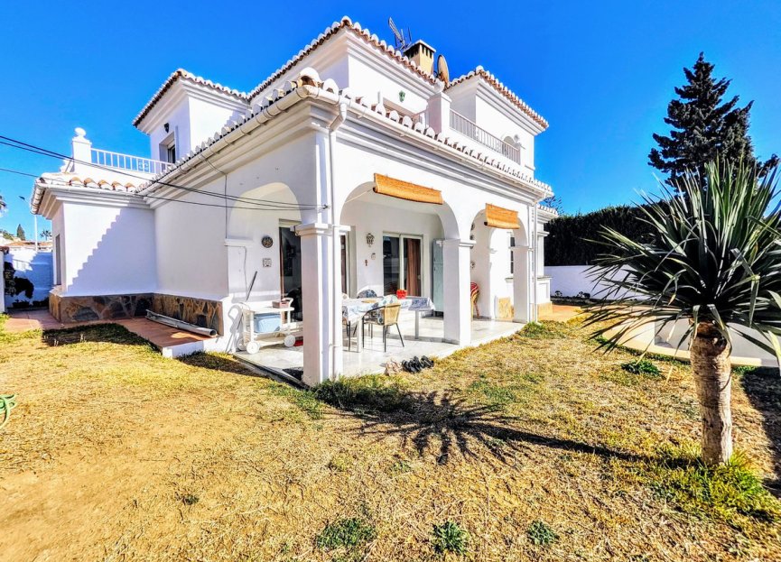 Resale - House - Detached Villa - Benalmádena - Benalmadena Costa