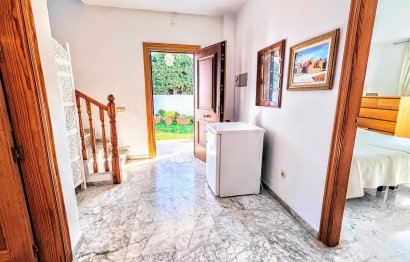 Resale - House - Detached Villa - Benalmádena - Benalmadena Costa