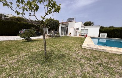 Resale - House - Detached Villa - Estepona - Selwo