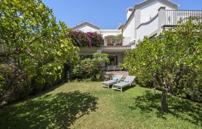 Resale - House - Townhouse - Marbella - Nueva Andalucia