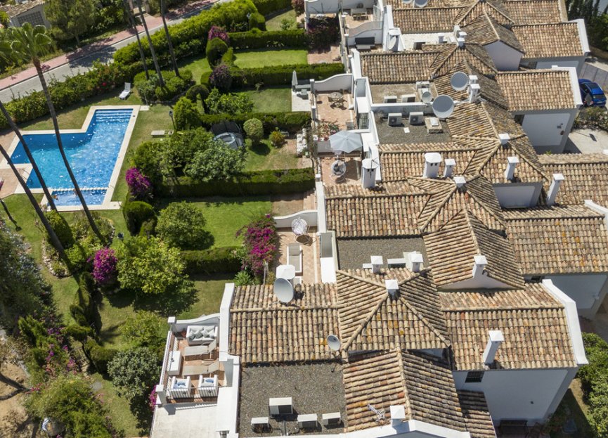 Resale - House - Townhouse - Marbella - Nueva Andalucia