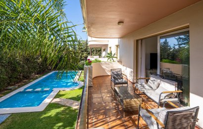 Resale - Apartment - Middle Floor Apartment - Marbella - Nueva Andalucia