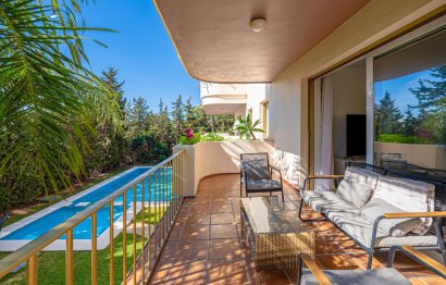 Resale - Apartment - Middle Floor Apartment - Marbella - Nueva Andalucia