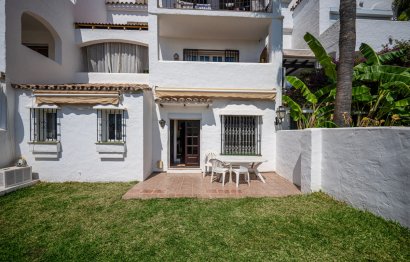 Resale - Apartment - Ground Floor Apartment - Marbella - Puerto Banús