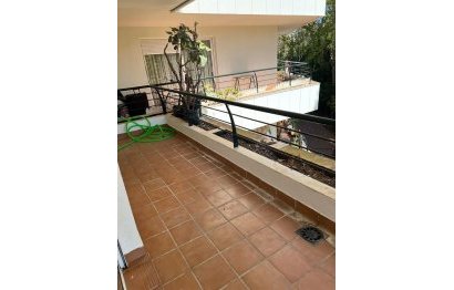 Resale - Apartment - Middle Floor Apartment - Marbella - Guadalmina Alta