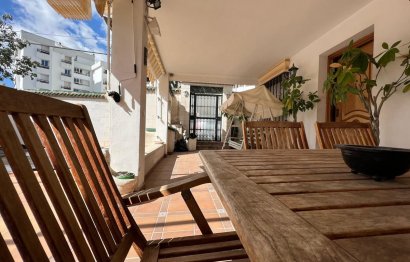 Resale - House - Semi-Detached House - Marbella - Nueva Andalucia