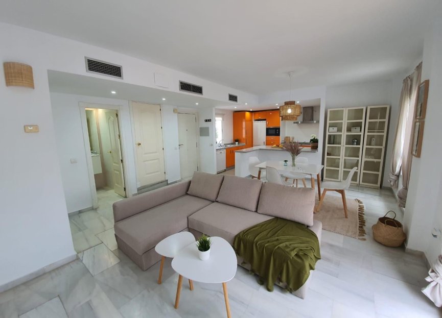 Resale - Apartment - Penthouse - Marbella - Nueva Andalucia