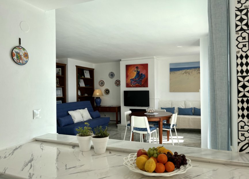 Resale - Apartment - Penthouse - Estepona - Estepona Centro