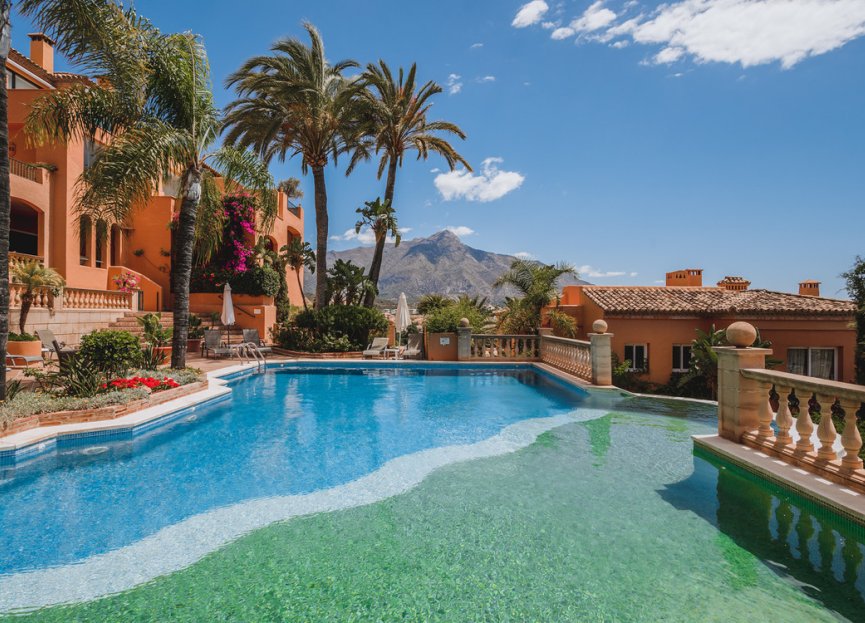 Resale - Apartment - Penthouse - Marbella - Nueva Andalucia