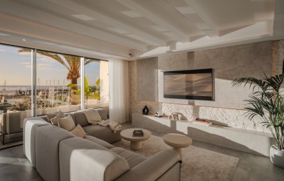 Resale - Apartment - Penthouse - Marbella - Puerto Banús