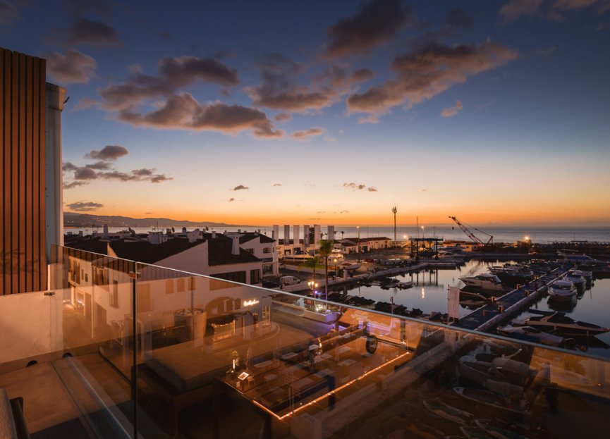 Resale - Apartment - Penthouse - Marbella - Puerto Banús