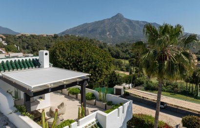 Resale - House - Townhouse - Marbella - Nueva Andalucia