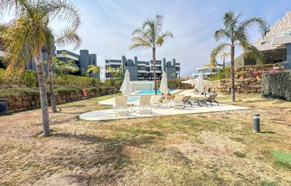 Resale - Apartment - Ground Floor Apartment - Estepona - Selwo