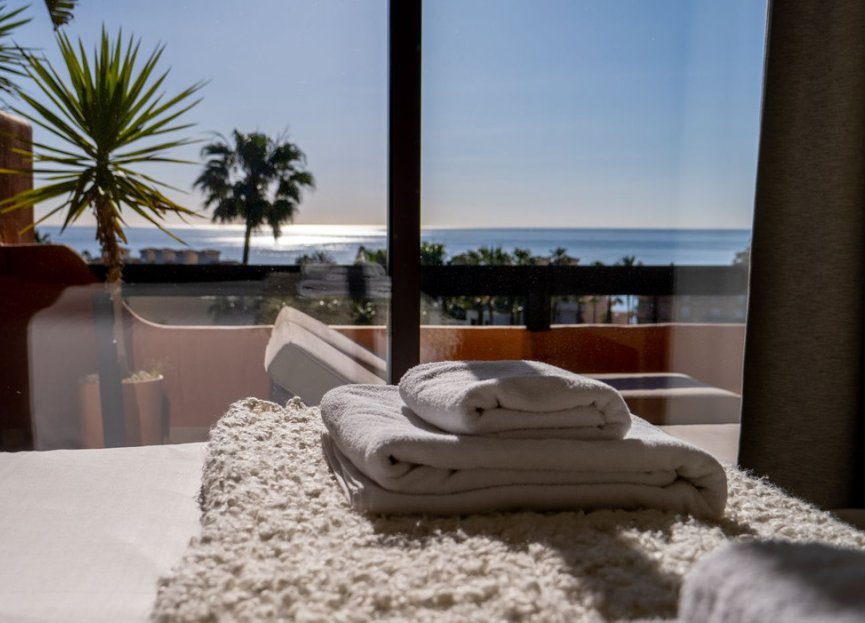 Resale - Apartment - Penthouse - Estepona