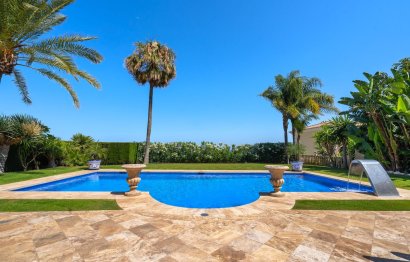 Resale - House - Detached Villa - Mijas - La Cala De Mijas