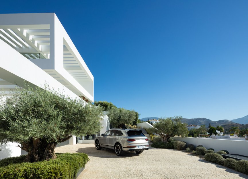 Resale - House - Detached Villa - Benahavís - La Quinta