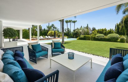 Resale - House - Detached Villa - Marbella - Marbesa