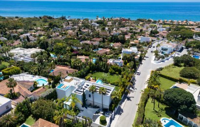 Resale - House - Detached Villa - Marbella - Marbesa