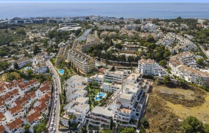 Resale - Apartment - Middle Floor Apartment - Marbella - Nueva Andalucia