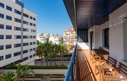 Resale - Apartment - Middle Floor Apartment - Estepona - Estepona Centro