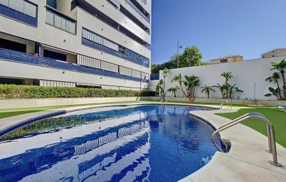 Resale - Apartment - Middle Floor Apartment - Estepona - Estepona Centro