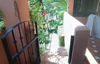 Resale - Apartment - Ground Floor Apartment - Marbella - Guadalmina Baja