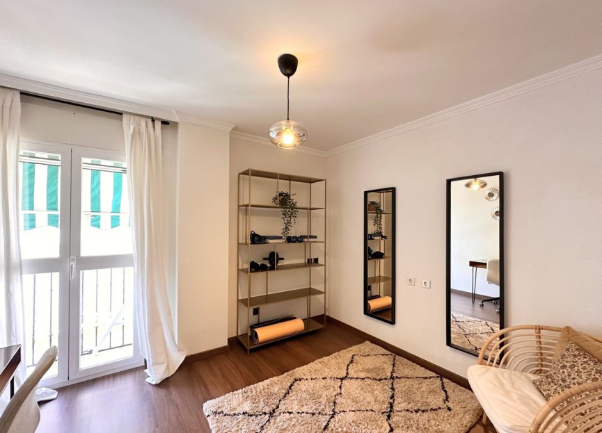 Resale - Apartment - Middle Floor Apartment - Marbella - Marbella Centro