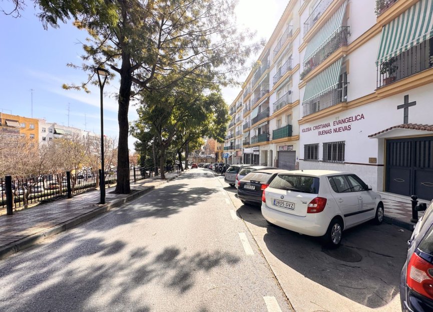 Resale - Apartment - Middle Floor Apartment - Marbella - Marbella Centro