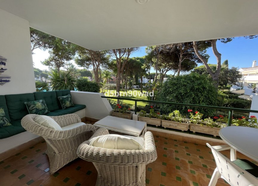 Resale - Apartment - Middle Floor Apartment - Estepona