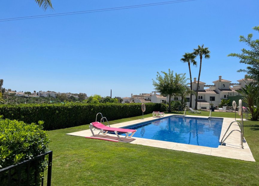 Resale - House - Semi-Detached House - Estepona - Estepona Centro