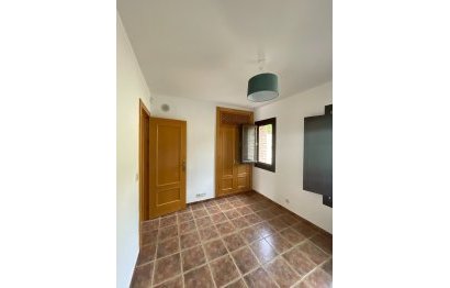 Resale - House - Semi-Detached House - Estepona - Estepona Centro