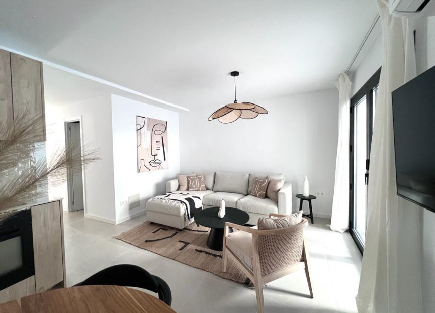 Resale - Apartment - Middle Floor Apartment - Marbella - Nueva Andalucia