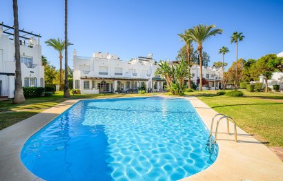 Resale - House - Townhouse - Marbella - Nueva Andalucia