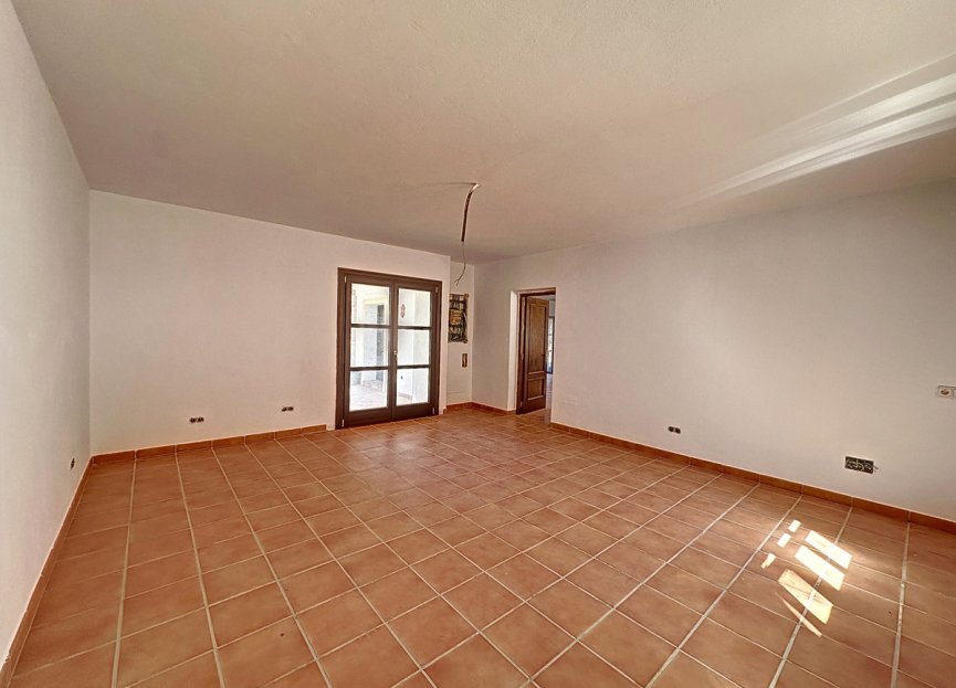 Resale - House - Finca - Cortijo - Casares - Casares Centro