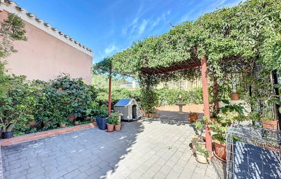 Resale - House - Semi-Detached House - Estepona - Estepona Centro