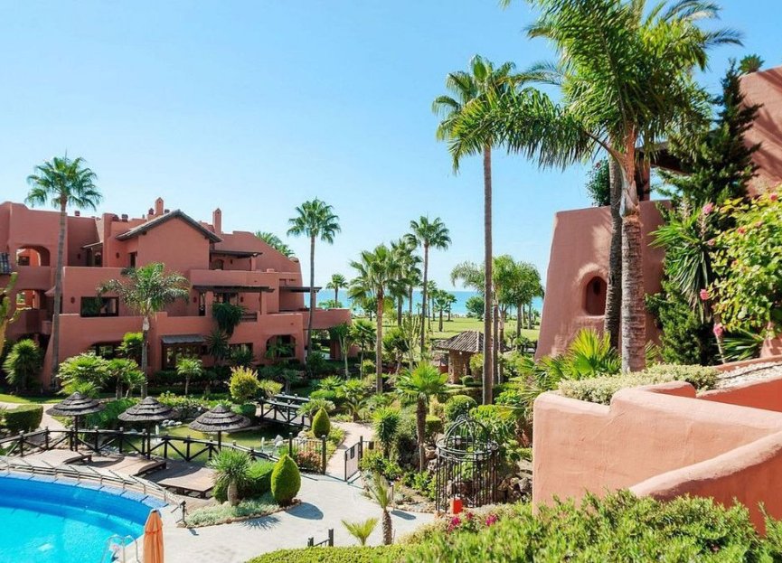 Resale - Apartment - Penthouse - Estepona - Estepona Centro