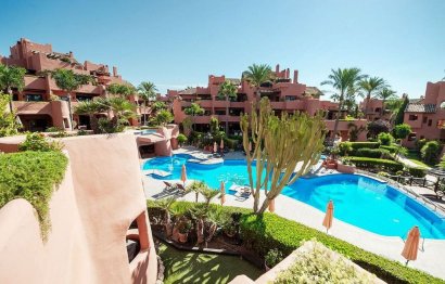 Resale - Apartment - Penthouse - Estepona - Estepona Centro