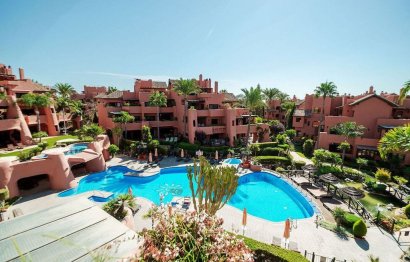 Resale - Apartment - Penthouse - Estepona - Estepona Centro