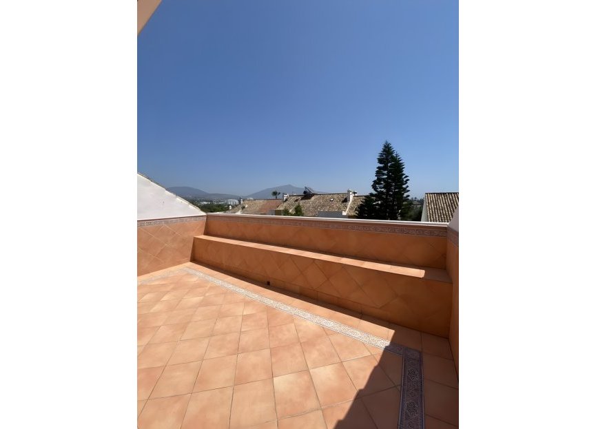 Resale - House - Townhouse - Estepona - Estepona Centro