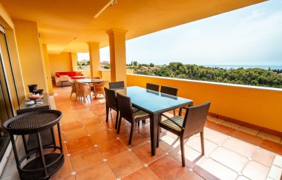 Resale - Apartment - Middle Floor Apartment - Marbella - Sierra Blanca