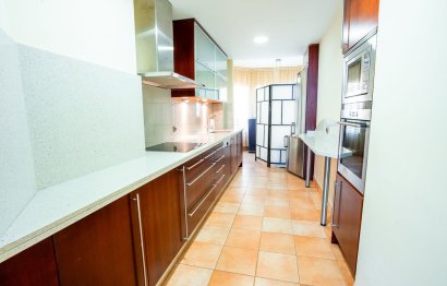 Resale - Apartment - Middle Floor Apartment - Marbella - Sierra Blanca