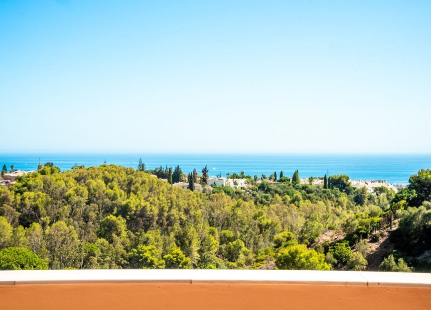 Resale - Apartment - Middle Floor Apartment - Marbella - Sierra Blanca