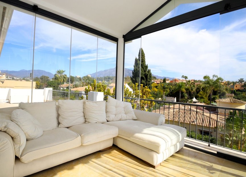 Resale - House - Detached Villa - Marbella - Nueva Andalucia