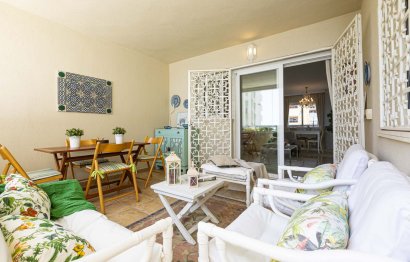 Resale - Apartment - Middle Floor Apartment - Marbella