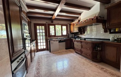 Resale - House - Detached Villa - Marbella - Cabopino