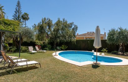 Resale - House - Detached Villa - Marbella - Nueva Andalucia