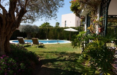 Resale - House - Detached Villa - Marbella - Nueva Andalucia